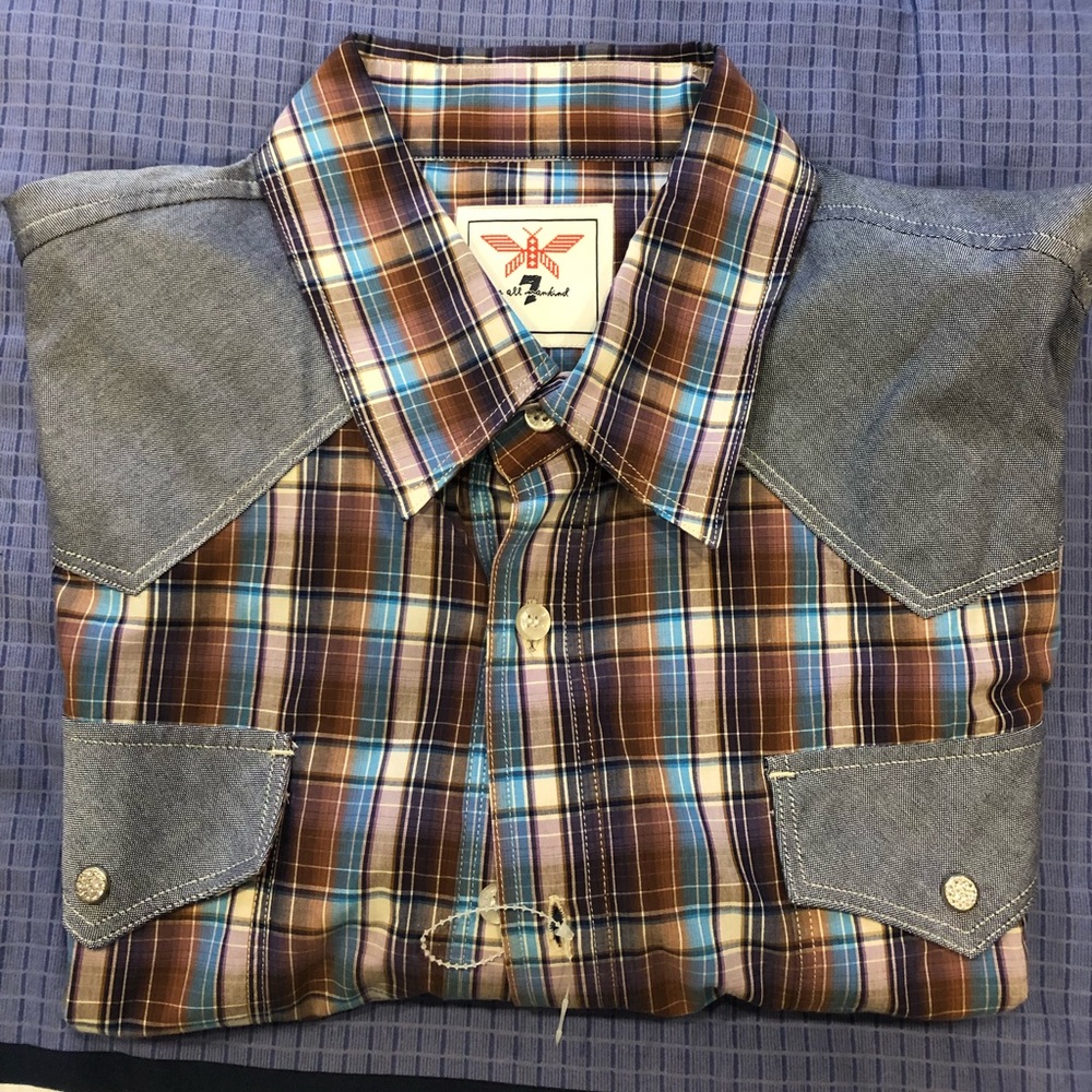 NWOT Men’s L/S Shirt